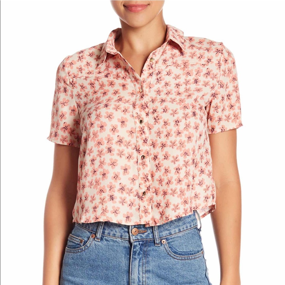 BLVD Short Sleeve Floral Print Blouse